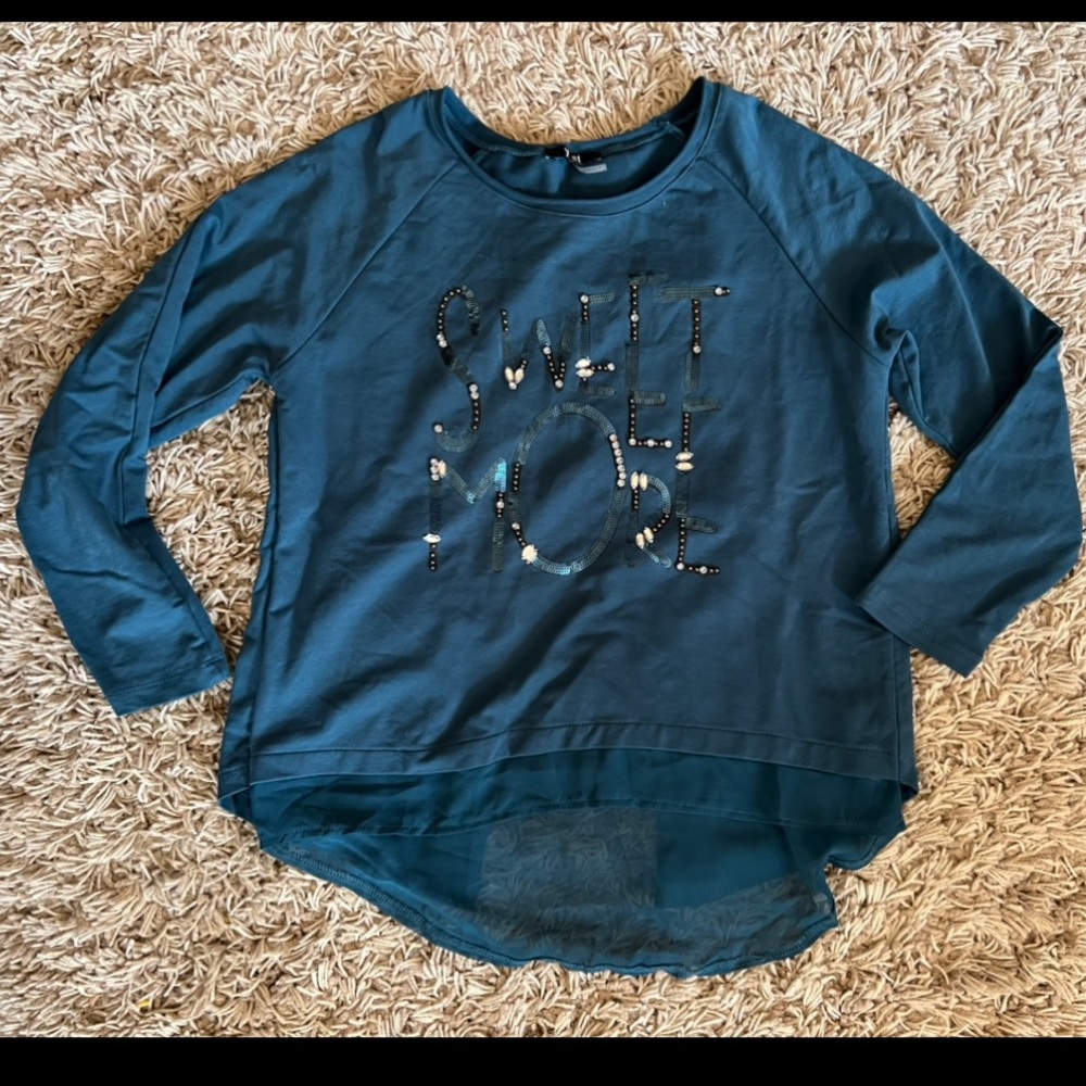 Yest top • size 6